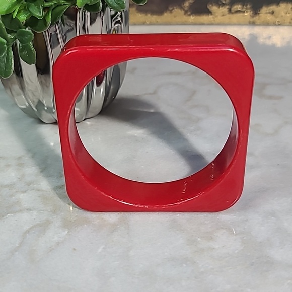 Fun Retro Red, White, and Blue Beaded Necklace Set - Picture 5 of 9